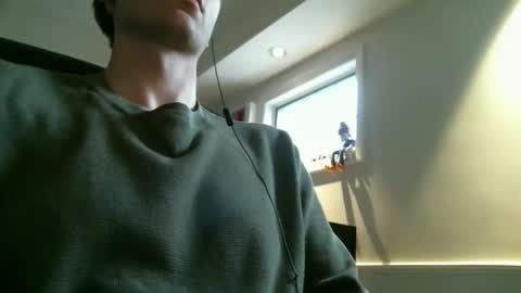 Snapshot of beautifulbeaver chatting on October 31, 8:21 pm beautifulbeaver online show from October 31, 8:21 pm