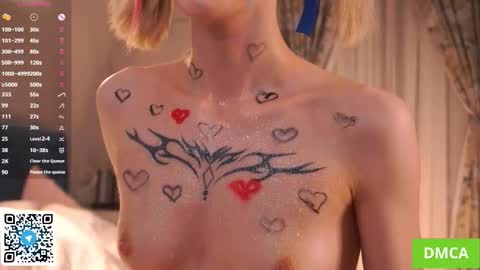 Polly  online show from October 31, 6:53 pm