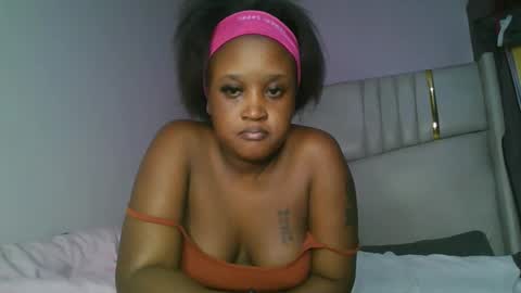 Snapshot of beauty_nana123 chatting on March 17, 2:53 pm beauty_nana123 online show from March 17, 2:53 pm