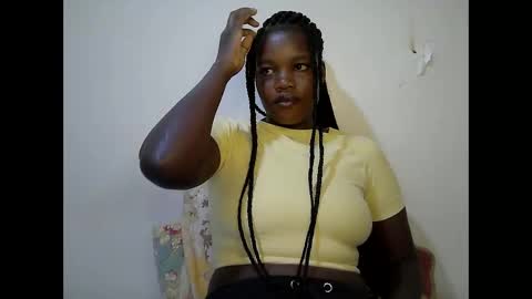 Snapshot of beauty_nina1 chatting on December 14, 7:51 pm beauty_nina1 online show from December 14, 7:51 pm