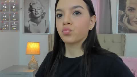 Ariana Reyes online show from October 3, 12:13 pm