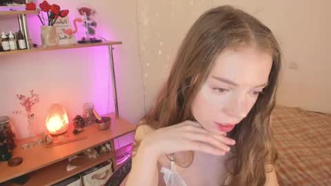 Eliise online show from May 4, 8:10 am