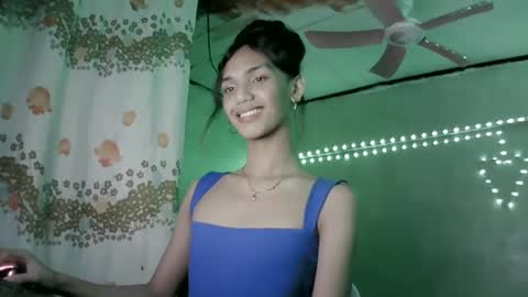 beautyhotasia123 online show from December 15, 7:42 pm