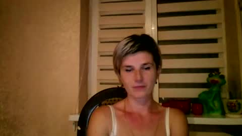 Snapshot of beautyksenia chatting on September 22, 6:21 pm BeautyKsenia online show from September 22, 6:21 pm