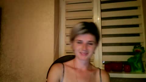 Snapshot of beautyksenia chatting on September 28, 6:13 pm BeautyKsenia online show from September 28, 6:13 pm