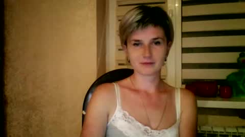 Snapshot of beautyksenia chatting on September 29, 6:35 pm BeautyKsenia online show from September 29, 6:35 pm