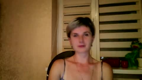 Snapshot of beautyksenia chatting on October 1, 7:09 pm BeautyKsenia online show from October 1, 7:09 pm