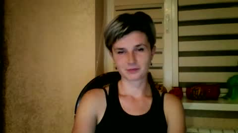 Snapshot of beautyksenia chatting on October 22, 7:13 pm BeautyKsenia online show from October 22, 7:13 pm