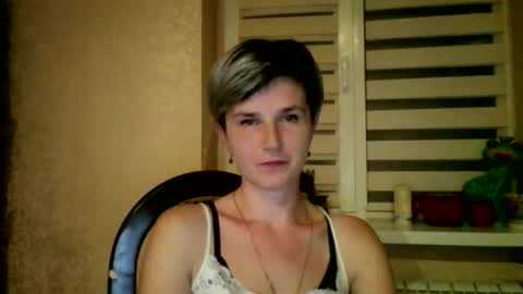 Snapshot of beautyksenia chatting on November 4, 8:30 pm BeautyKsenia online show from November 4, 8:30 pm