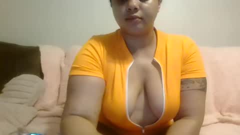 Snapshot of beautyloves chatting on September 8, 4:17 pm Beauty online show from September 8, 4:17 pm