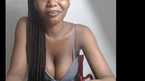 Snapshot of beautyslut1 chatting on June 30, 7:48 pm beautyslut1 online show from June 30, 7:48 pm