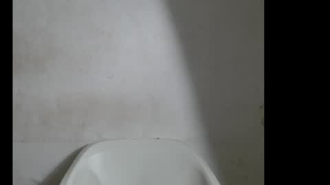 Snapshot of beautyslut1 chatting on July 19, 7:50 pm beautyslut1 online show from July 19, 7:50 pm