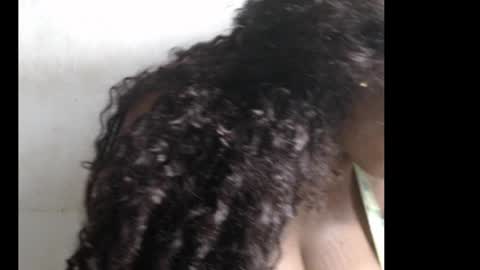 Snapshot of beautyslut1 chatting on July 30, 12:53 am beautyslut1 online show from July 30, 12:53 am