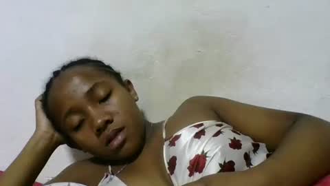 Snapshot of beavenue chatting on November 21, 5:06 am beavenue online show from November 21, 5:06 am