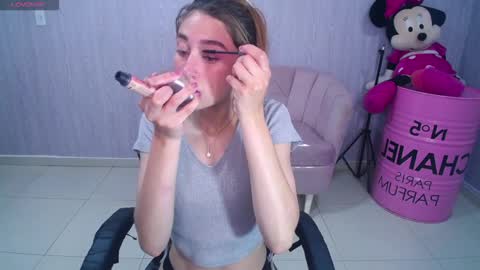 Snapshot of beba_fox_a chatting on November 9, 12:14 pm beba_fox_a online show from November 9, 12:14 pm