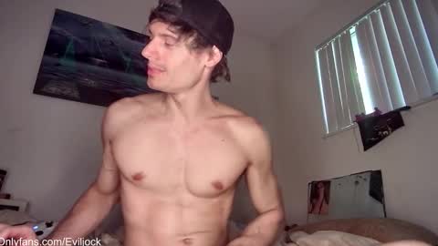 bebe  dust online show from October 19, 1:34 pm