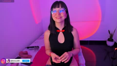 Snapshot of becca_be_ chatting on May 12, 4:09 am Becca is here online show from May 12, 4:09 am