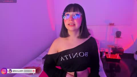 Snapshot of becca_be_ chatting on July 15, 5:34 am Becca is here online show from July 15, 5:34 am