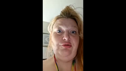 beccadream420 online show from May 27, 10:23 am