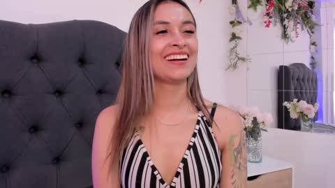 beccamilanni online show from December 14, 6:52 pm
