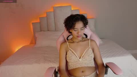 Beecckkkaaa online show from March 26, 12:44 pm