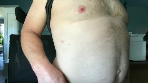 Snapshot of beckster040 chatting on June 15, 5:37 pm beckster online show from June 15, 5:37 pm