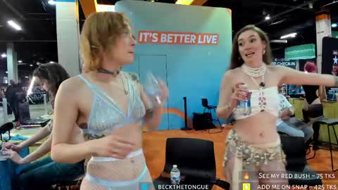Snapshot of beckthetongue chatting on April 12, 6:35 pm Beck the tongue online show from April 12, 6:35 pm