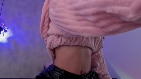 becky__g online show from November 24, 8:08 pm