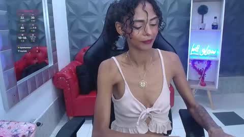 becky_lynch_102 online show from March 10, 1:05 pm