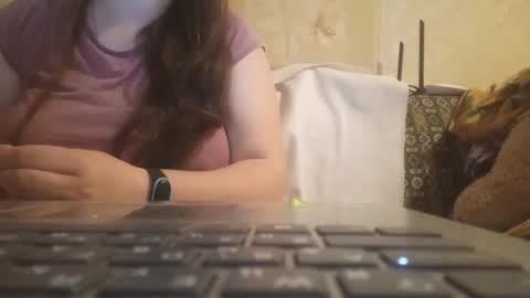 Snapshot of beckyanderson_ chatting on October 8, 9:01 pm Becky online show from October 8, 9:01 pm