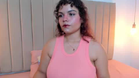 Snapshot of beckybeaumont chatting on February 14, 4:15 am BEKY online show from February 14, 4:15 am