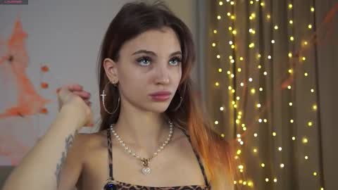 Snapshot of beckymadsons chatting on November 21, 11:09 am Melissa online show from November 21, 11:09 am