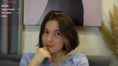 BeckyMartens come join me on    while im offline here  online show from February 26, 3:10 am