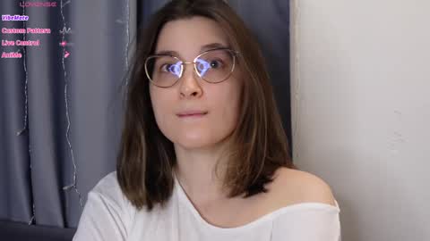 BeckyMartens come join me on    while im offline here  online show from September 12, 2:11 am