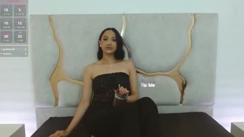 Snapshot of beella_tay1 chatting on October 6, 2:47 pm BELLA online show from October 6, 2:47 pm