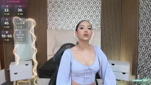 Snapshot of beella_tay1 chatting on October 14, 3:02 pm BELLA online show from October 14, 3:02 pm