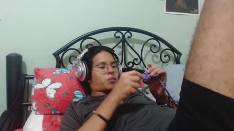 Snapshot of beentage chatting on January 9, 12:35 am Alex online show from January 9, 12:35 am