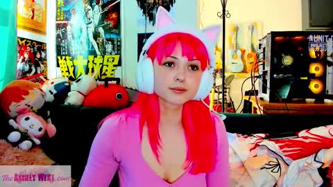 Snapshot of beg4itbaby chatting on March 12, 7:42 pm Ashley West online show from March 12, 7:42 pm