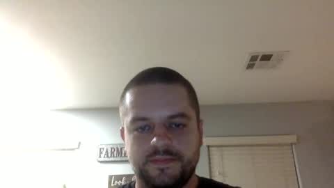 Snapshot of beginnersluck111 chatting on October 22, 4:02 am Beginners Luck online show from October 22, 4:02 am