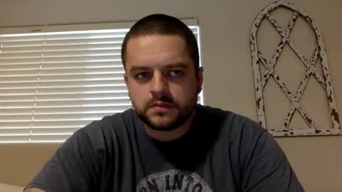 Snapshot of beginnersluck111 chatting on October 27, 11:31 pm Beginners Luck online show from October 27, 11:31 pm