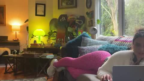 Snapshot of belen_osqura chatting on July 23, 3:26 am Alt Aussie online show from July 23, 3:26 am