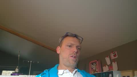 Snapshot of belgianordenary chatting on February 17, 2:35 pm belgianordenary online show from February 17, 2:35 pm