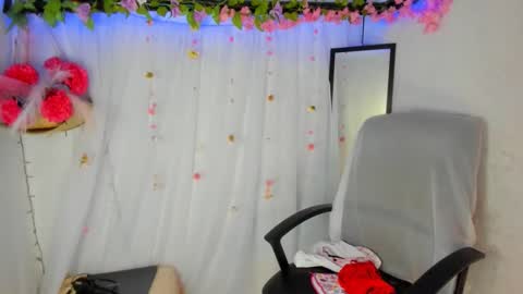 modelo independiente online show from February 27, 10:21 pm