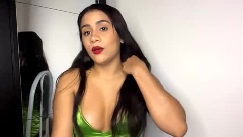 belindafeiner online show from March 22, 6:22 pm