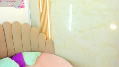 Belkilima  online show from November 23, 1:33 pm