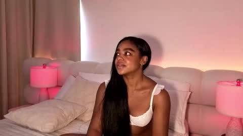 Snapshot of belkis_mills chatting on November 11, 6:19 pm Belkis online show from November 11, 6:19 pm