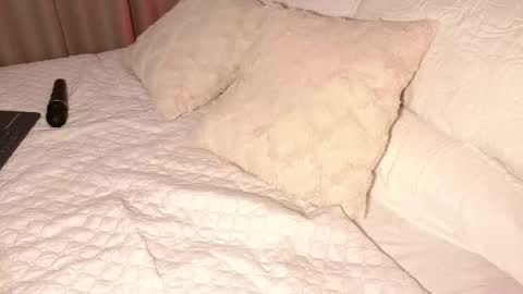 Snapshot of belkis_mills chatting on December 16, 4:23 pm Belkis online show from December 16, 4:23 pm