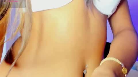 Snapshot of bell_popper chatting on October 30, 3:02 pm bell_popper online show from October 30, 3:02 pm