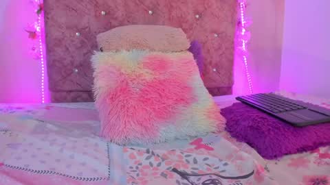 Melanie  online show from January 10, 9:53 pm