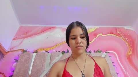 Snapshot of bella__sweets chatting on March 7, 10:45 am Melanie online show from March 7, 10:45 am
